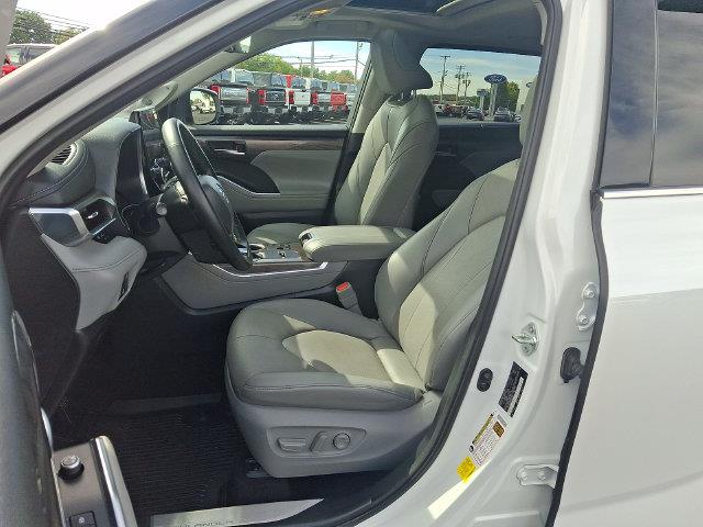2023 Toyota Highlander - $41,500
