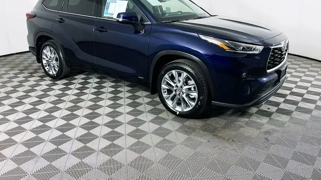 Preowned 2026 Toyota Highlander Hybrid Limited for Sale