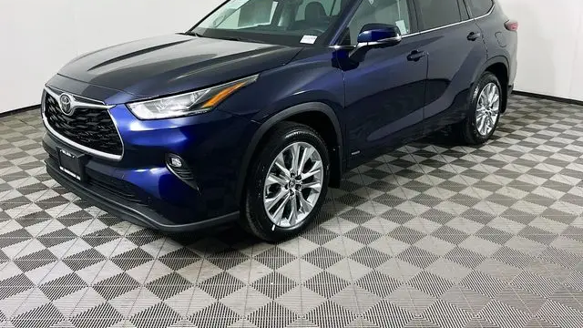 2026 Toyota Highlander Hybrid Limited