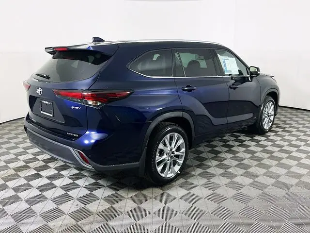 2026 Toyota Highlander - $54,800