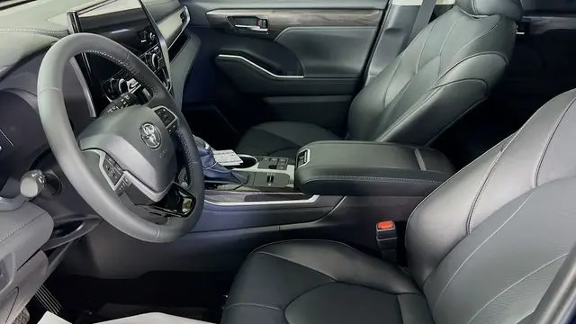 2026 Toyota Highlander Hybrid Limited