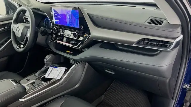 2026 Toyota Highlander Hybrid Limited