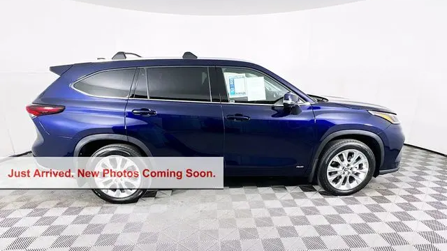 2026 Toyota Highlander Hybrid Limited