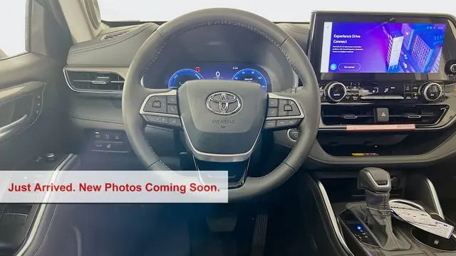 2026 Toyota Highlander Hybrid Limited
