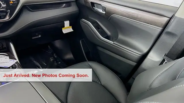 2026 Toyota Highlander Hybrid Limited