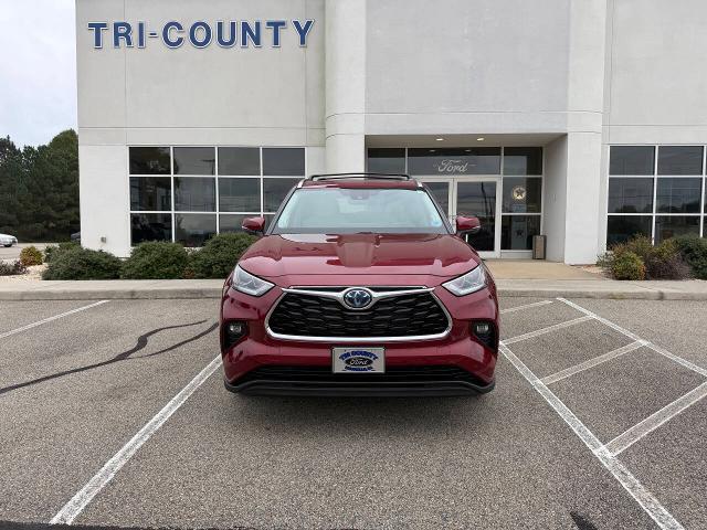 2023 Toyota Highlander - $42,995