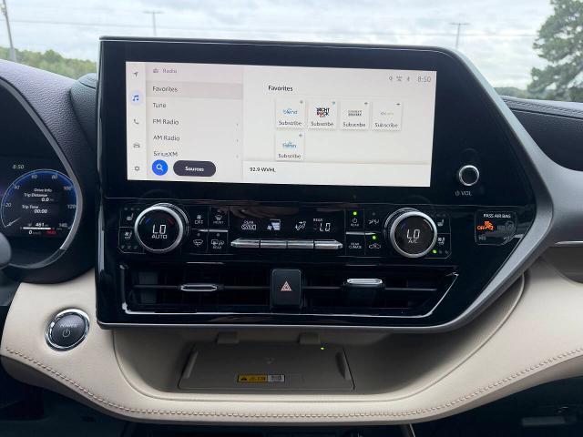 2023 Toyota Highlander - $42,995