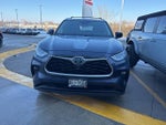 2021 Highlander Hybrid Thumbnail 3