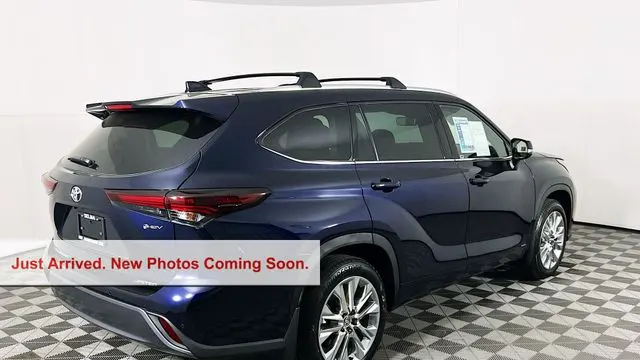 2026 Toyota Highlander Hybrid Limited