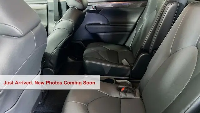2026 Toyota Highlander Hybrid Limited