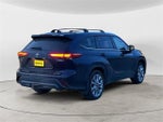 2022 Highlander Hybrid Thumbnail 5