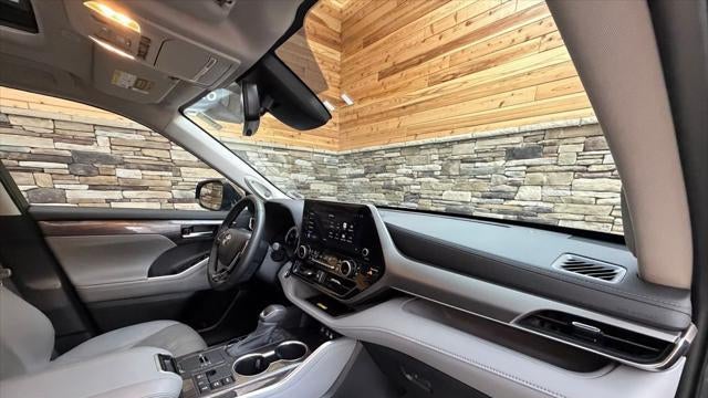 2023 Toyota Highlander Hybrid Limited