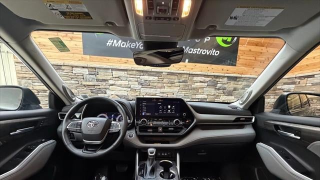 2023 Toyota Highlander Hybrid Limited