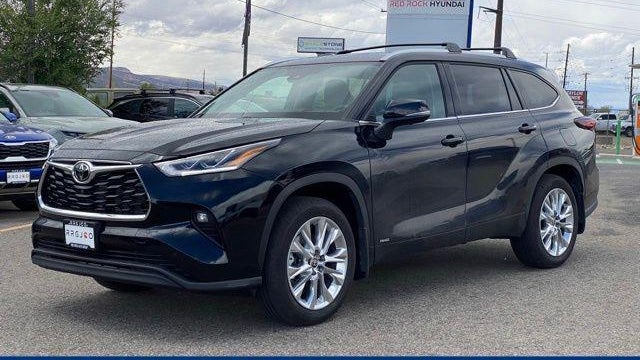 Preowned 2026 Toyota Highlander Hybrid Limited for Sale