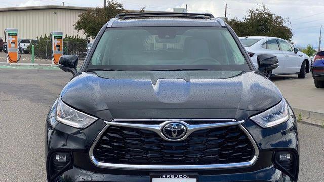 2026 Toyota Highlander Hybrid Limited
