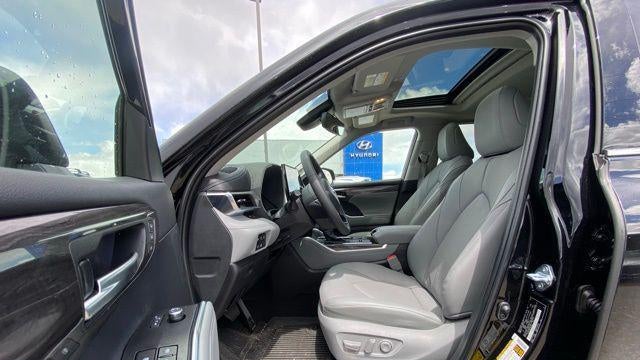 2026 Toyota Highlander Hybrid Limited