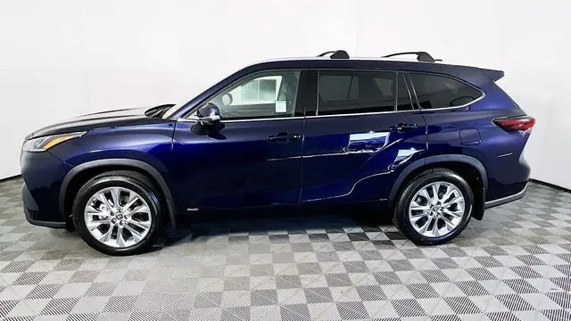 2026 Toyota Highlander Hybrid Limited