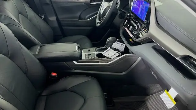 2026 Toyota Highlander Hybrid Limited