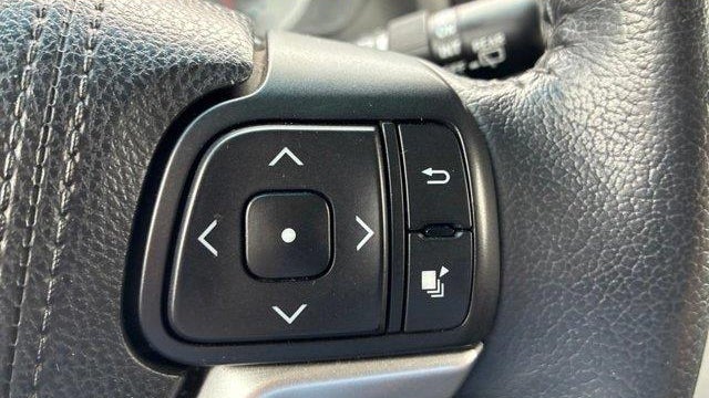 2015 Toyota Sienna SE 8-Passenger