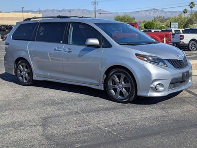 Photo of a 2015 Toyota Sienna SE 8-Passenger 4DR Mini-Van for sale