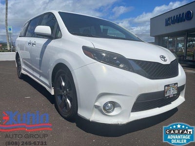2015 Toyota Sienna SE 8-Passenger 4DR Mini-Van