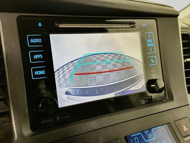 2015 Toyota Sienna - $10,588