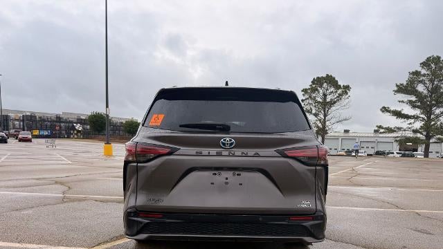 2022 Toyota Sienna XSE 7-Passenger