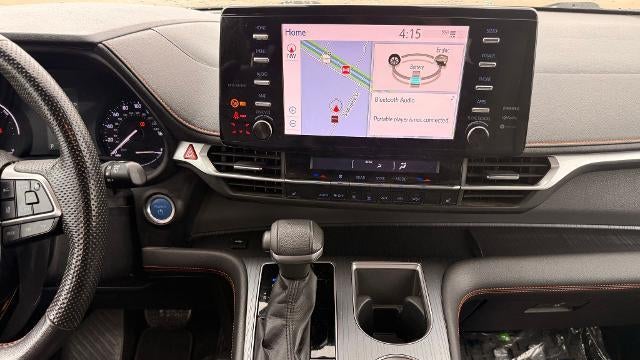 2022 Toyota Sienna XSE 7-Passenger