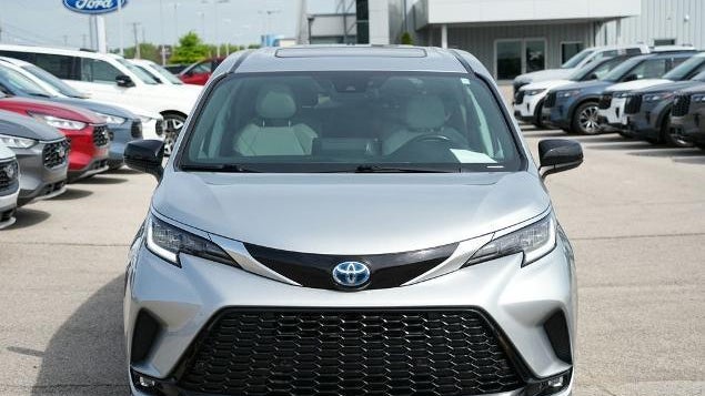 2021 Toyota Sienna XSE 7-Passenger