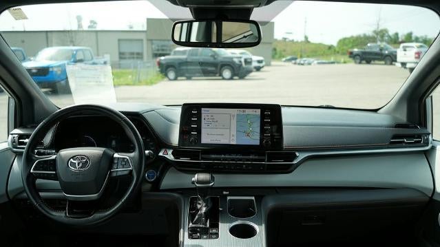 2021 Toyota Sienna XSE 7-Passenger