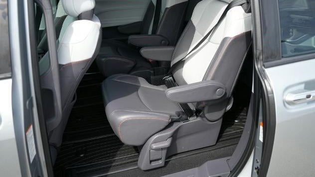 2021 Toyota Sienna XSE 7-Passenger