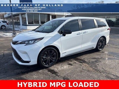 2021 Toyota Sienna XSE 7-Passenger 4DR Mini-Van