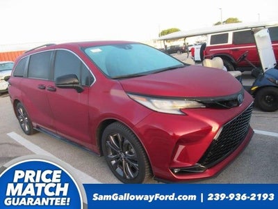2022 Toyota Sienna XSE 7-Passenger 4DR Mini-Van