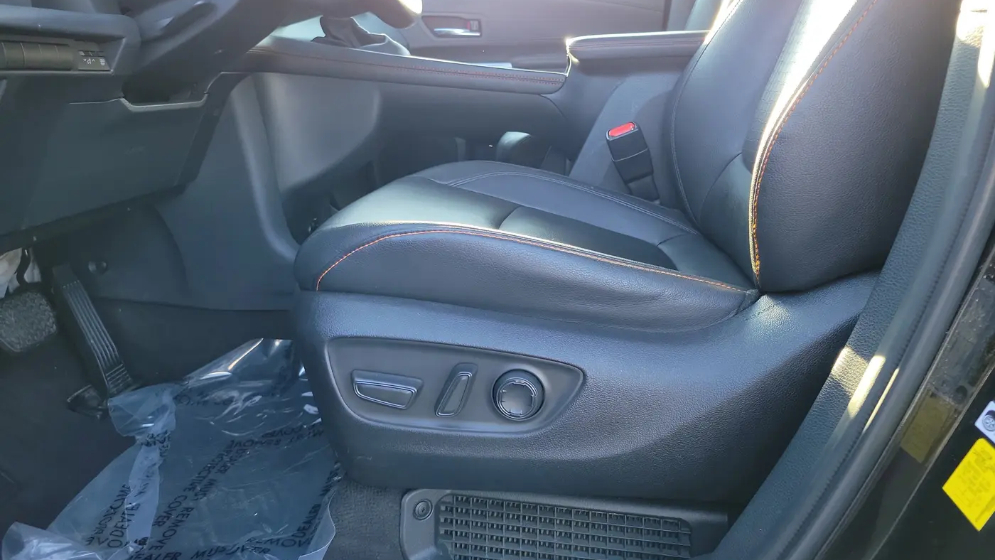 2023 Toyota Sienna XSE 7-Passenger