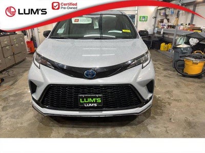 Photo of a 2025 Toyota Sienna AWD XSE 7-Passenger 4DR Mini-Van for sale
