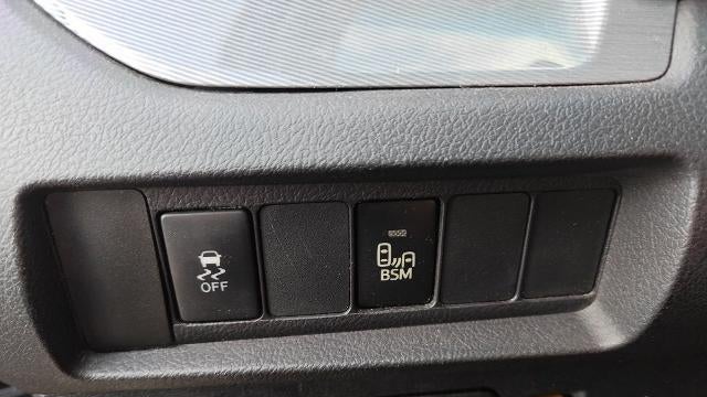 2017 Toyota Sienna SE 8-Passenger