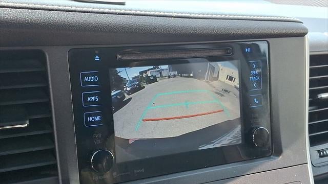 2017 Toyota Sienna SE 8-Passenger