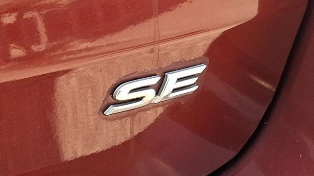 2017 Toyota Sienna SE 8-Passenger