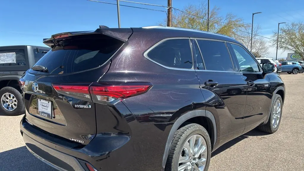 2021 Toyota Highlander Hybrid Limited