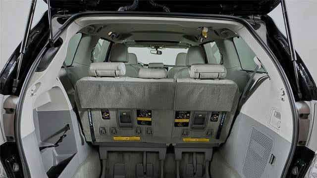 2012 Toyota Sienna XLE 7-Passenger Auto Access Seat