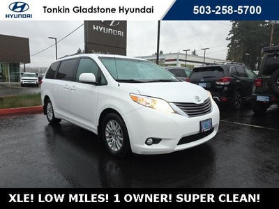 2013 Toyota Sienna XLE 7-Passenger Auto Access Seat 4DR Mini-Van