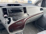 2011 Sienna Thumbnail 16