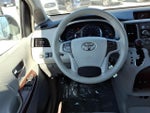 2011 Sienna Thumbnail 17