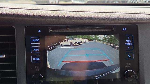 2015 Toyota Sienna XLE 7-Passenger Auto Access Seat