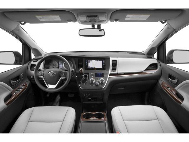 2015 Toyota Sienna - $9,995