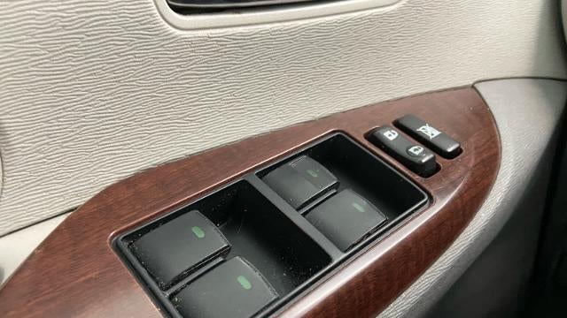 2013 Toyota Sienna XLE 7-Passenger Auto Access Seat