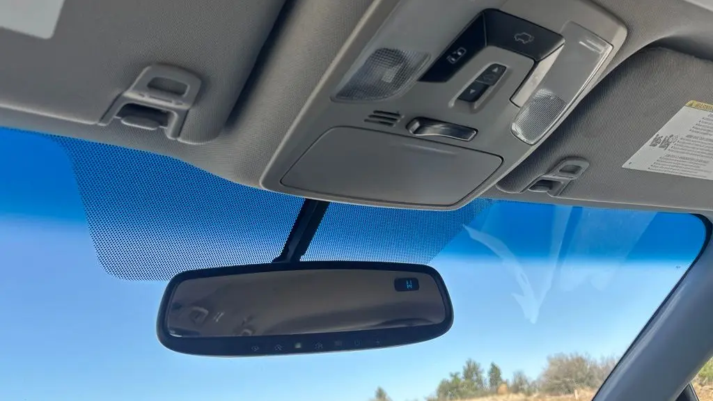 2015 Toyota Sienna XLE 7-Passenger Auto Access Seat