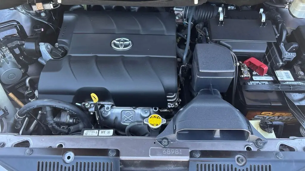 2015 Toyota Sienna XLE 7-Passenger Auto Access Seat