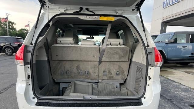 2013 Toyota Sienna XLE 7-Passenger Auto Access Seat