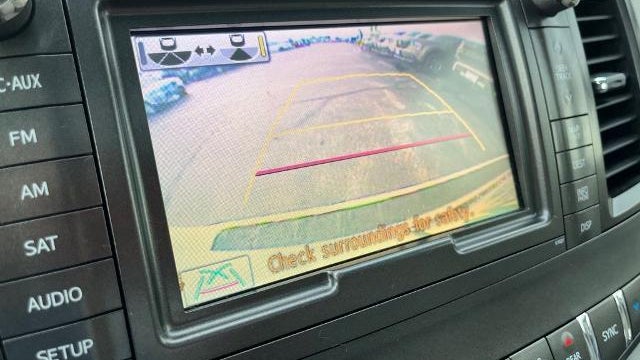 2013 Toyota Sienna XLE 7-Passenger Auto Access Seat
